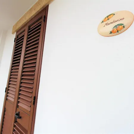 Bed and Breakfast Climatizzato A 100 M Dal Mare E 50 M Dal Centro Torre San Giovanni Ugento