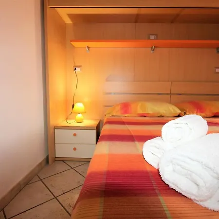 Climatizzato A 100 M Dal Mare E 50 M Dal Centro * Torre San Giovanni Ugento