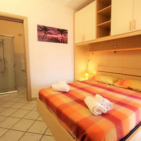 Climatizzato A 100 M Dal Mare E 50 M Dal Centro Bed and Breakfast Torre San Giovanni Ugento